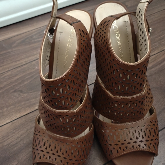 BCBGeneration Heels - Picture 2 of 4